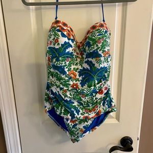 Scoop Tie-back One Piece Swimsuit